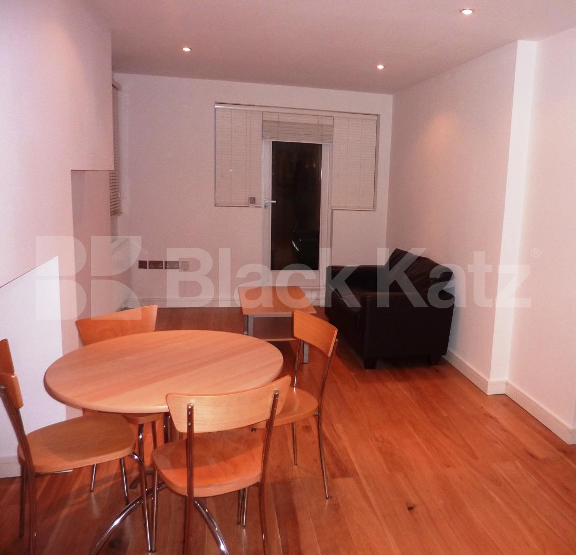 			AVAILABLE NOW-PRIVATE PATIO, 1 Bedroom, 1 bath, 1 reception Flat			 Mansfield Road, HAMPSTEAD
